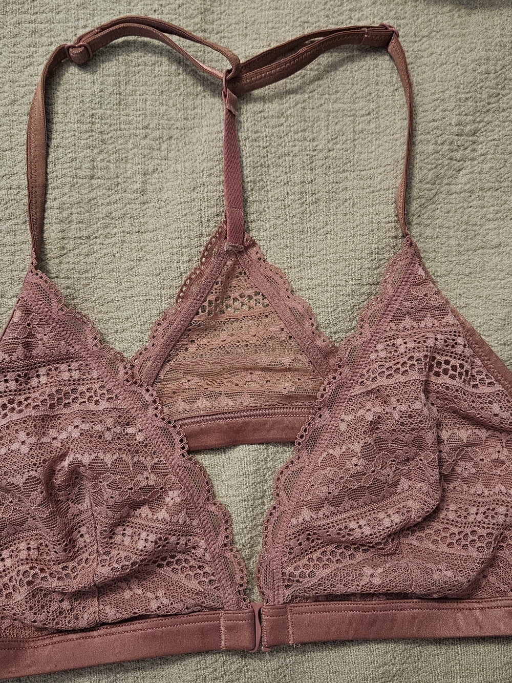 Victoria's Secret Lace Front-Close Racerback Bralette Pink Large